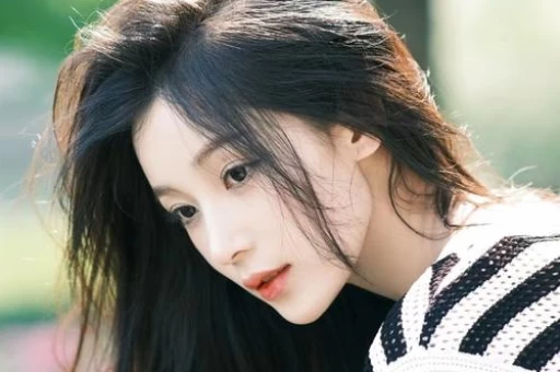 32岁港姐庭院庆生疑现男友九龙塘豪宅！低调两年恋情再被坐实同居话题升温