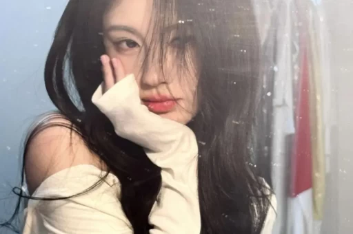 田栩宁塌房再升级！女网红晒45张亲密照实锤AI甩锅遭群嘲半封杀还敢劈腿？