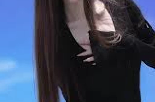 大瓜！曝某95后顶流女星自称是合作男演员的女友对方受不了死缠烂打拉黑了她